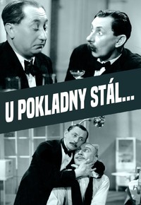 U pokladny stál...